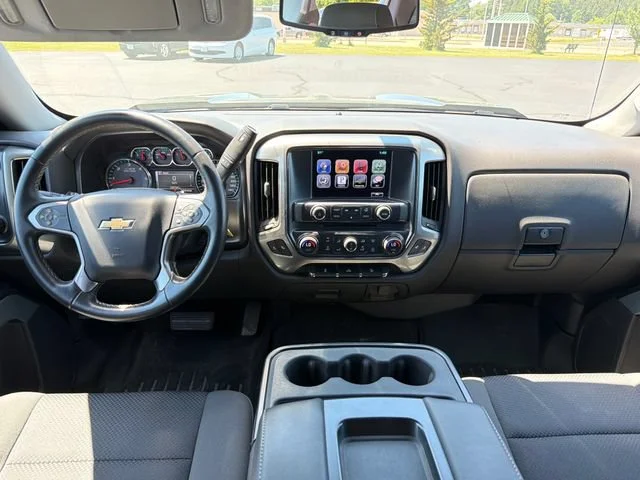 Used 2016 TUNGSTEN METALLIC Chevrolet LT image 29