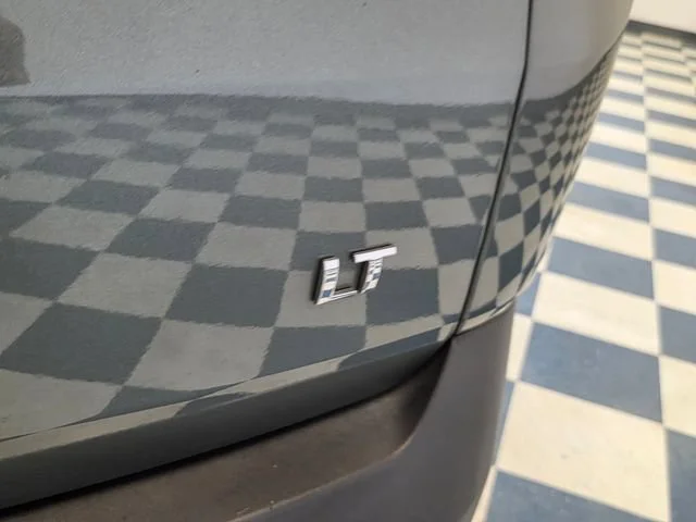 Used 2022 SILVER SAGE METALLIC Chevrolet LT Cloth image 7