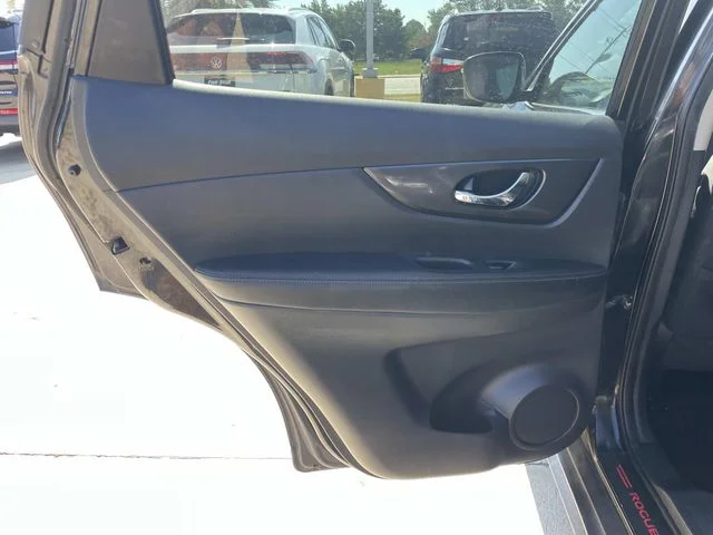 Used 2020 Black Nissan SV image 9