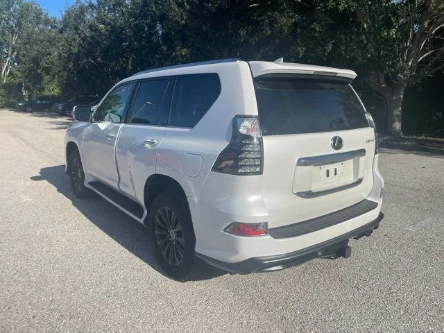 Certified Used 2023 White Pearl Lexus GX 460 Premium image 4