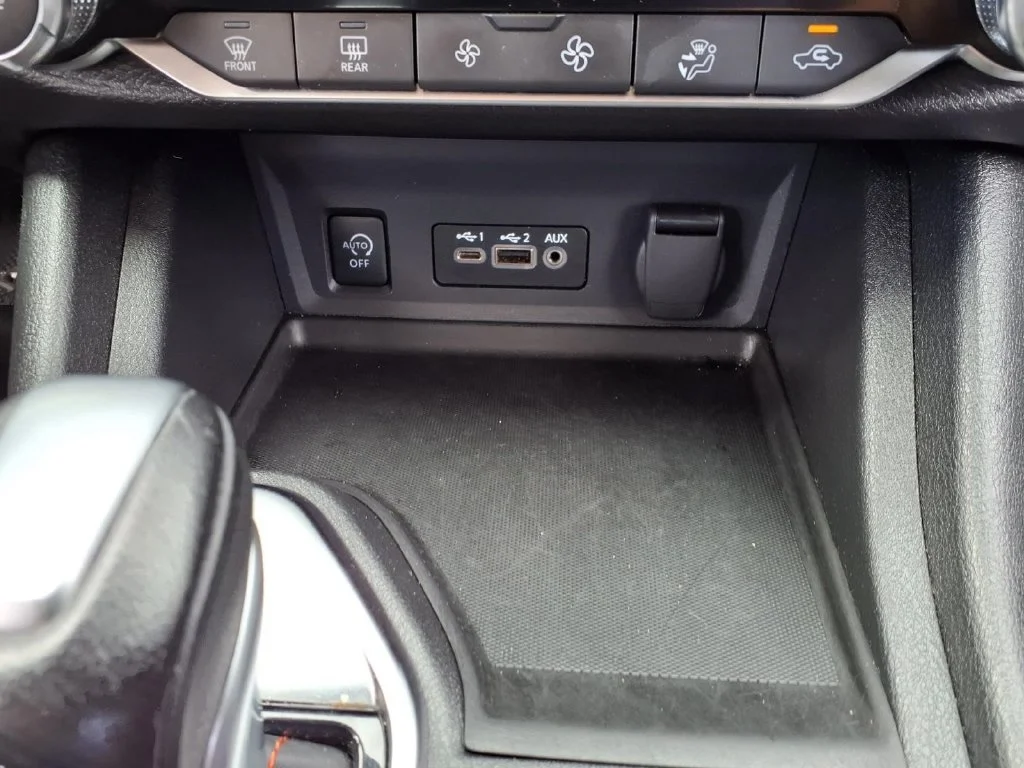 Used 2025 Blue Nissan SR image 10