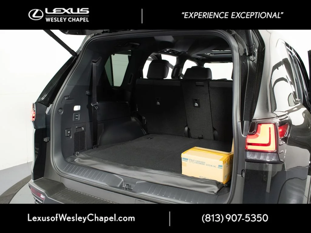 2026 Lexus LX 600 Premium - Photo 16