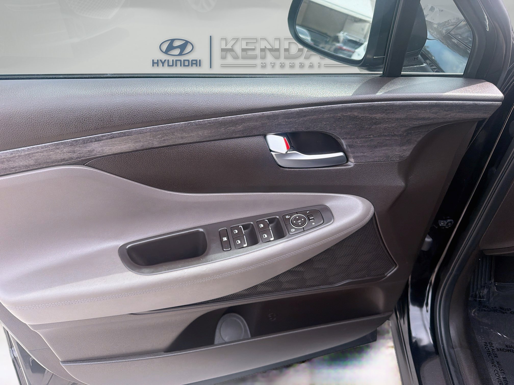 Used 2020 Twilight Black Hyundai SE image 14