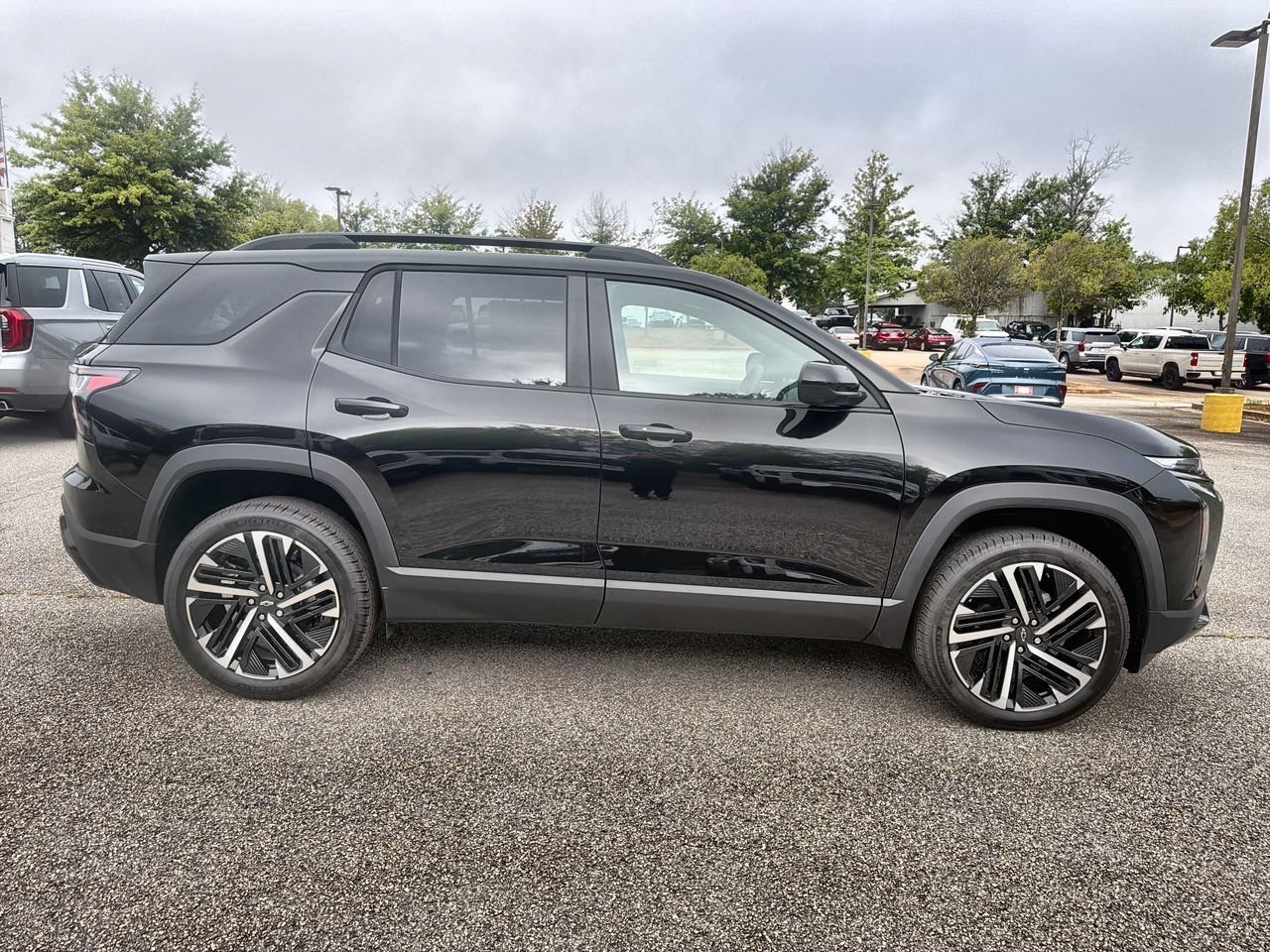 New 2027 Mosaic Black Metallic Chevrolet RS image 9