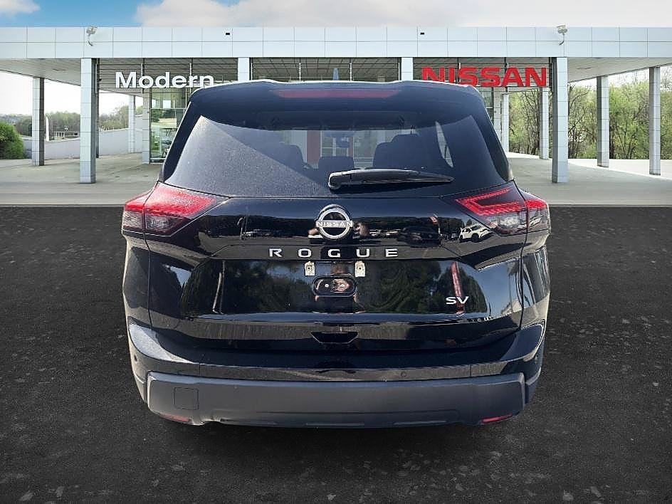 Certified Used 2024 Super Black Nissan SV image 4
