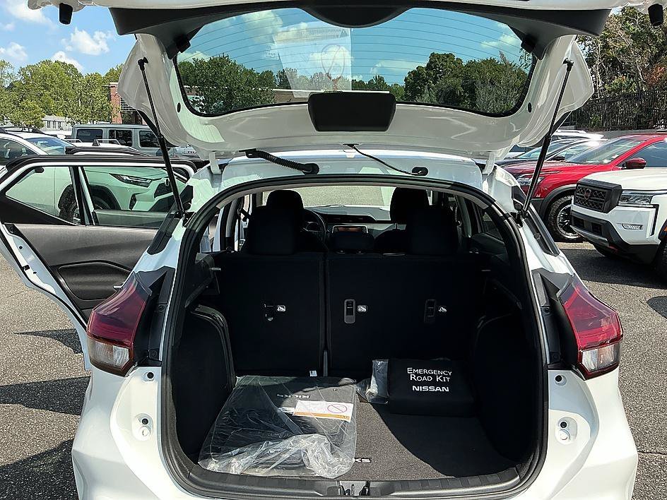 Used 2025 Fresh Powder Nissan S image 25