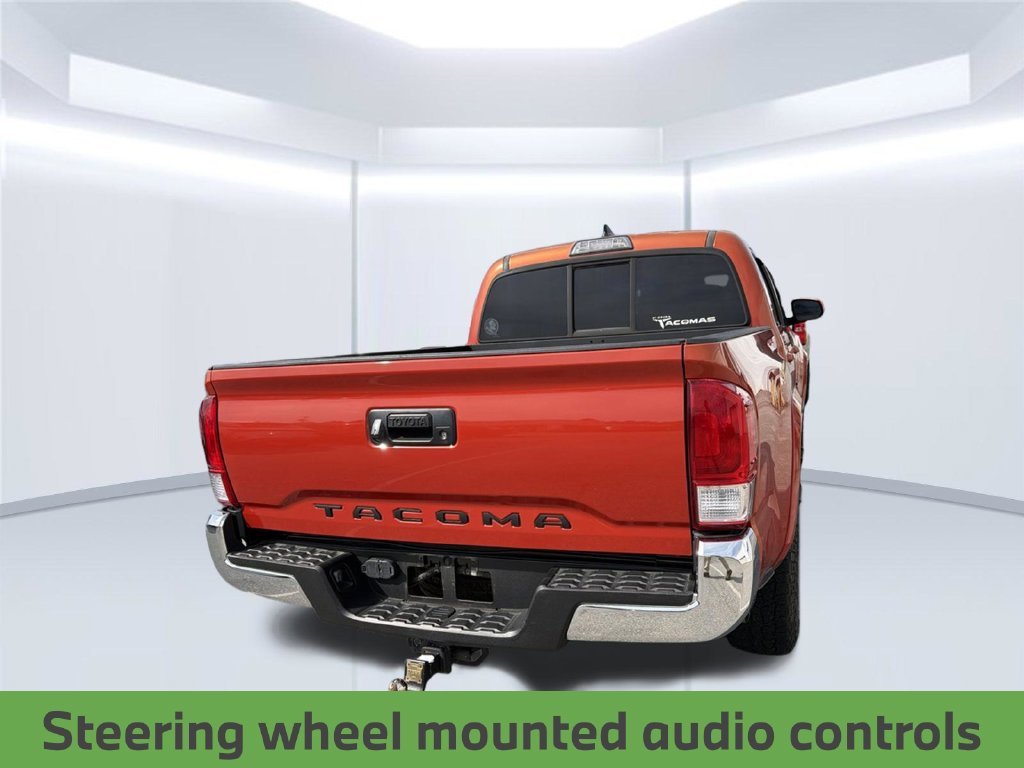 Used 2016 Red Toyota SR5 image 14