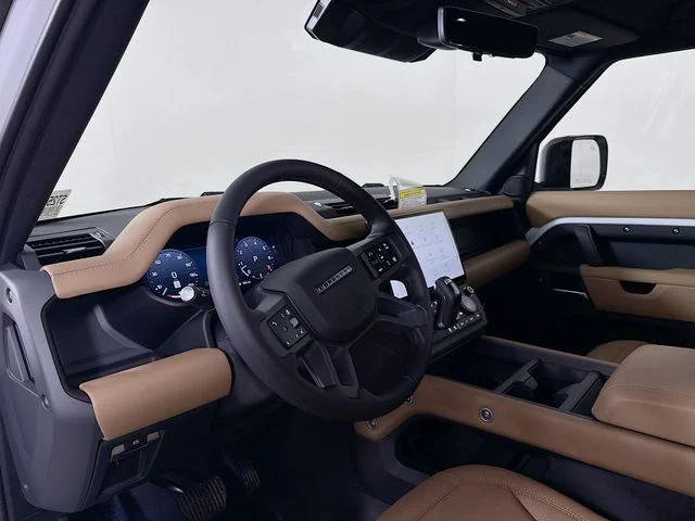 New 2026 Fuji White Land Rover S image 9