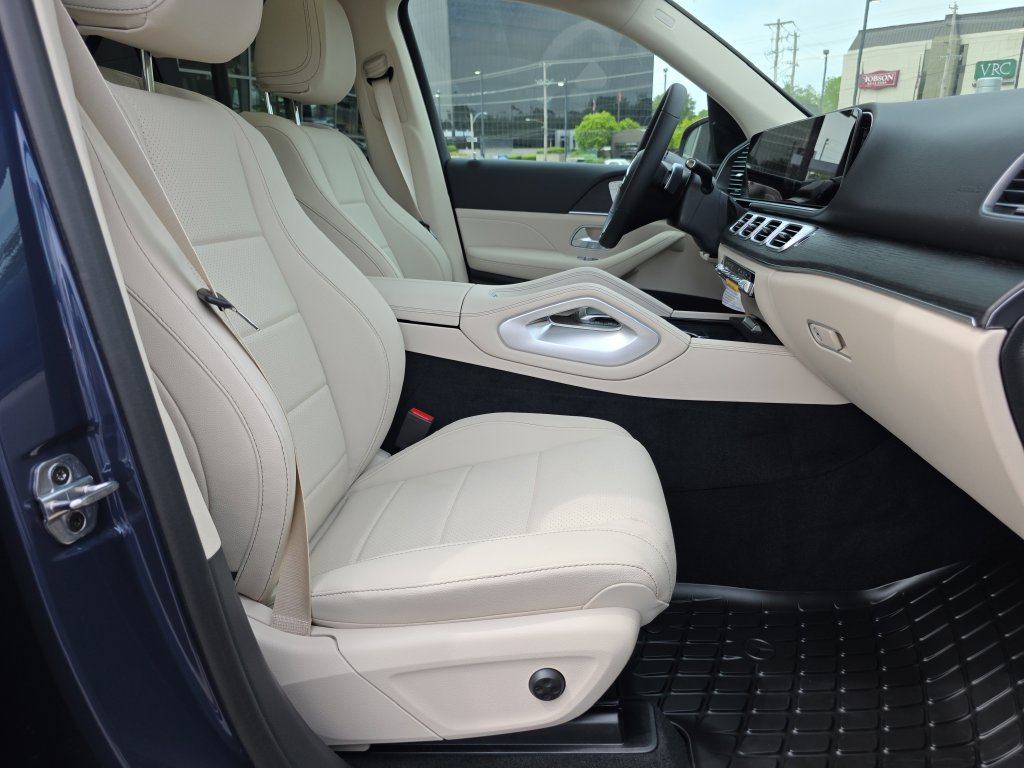 Certified Used 2026 Blue Mercedes-Benz GLE 450 image 16