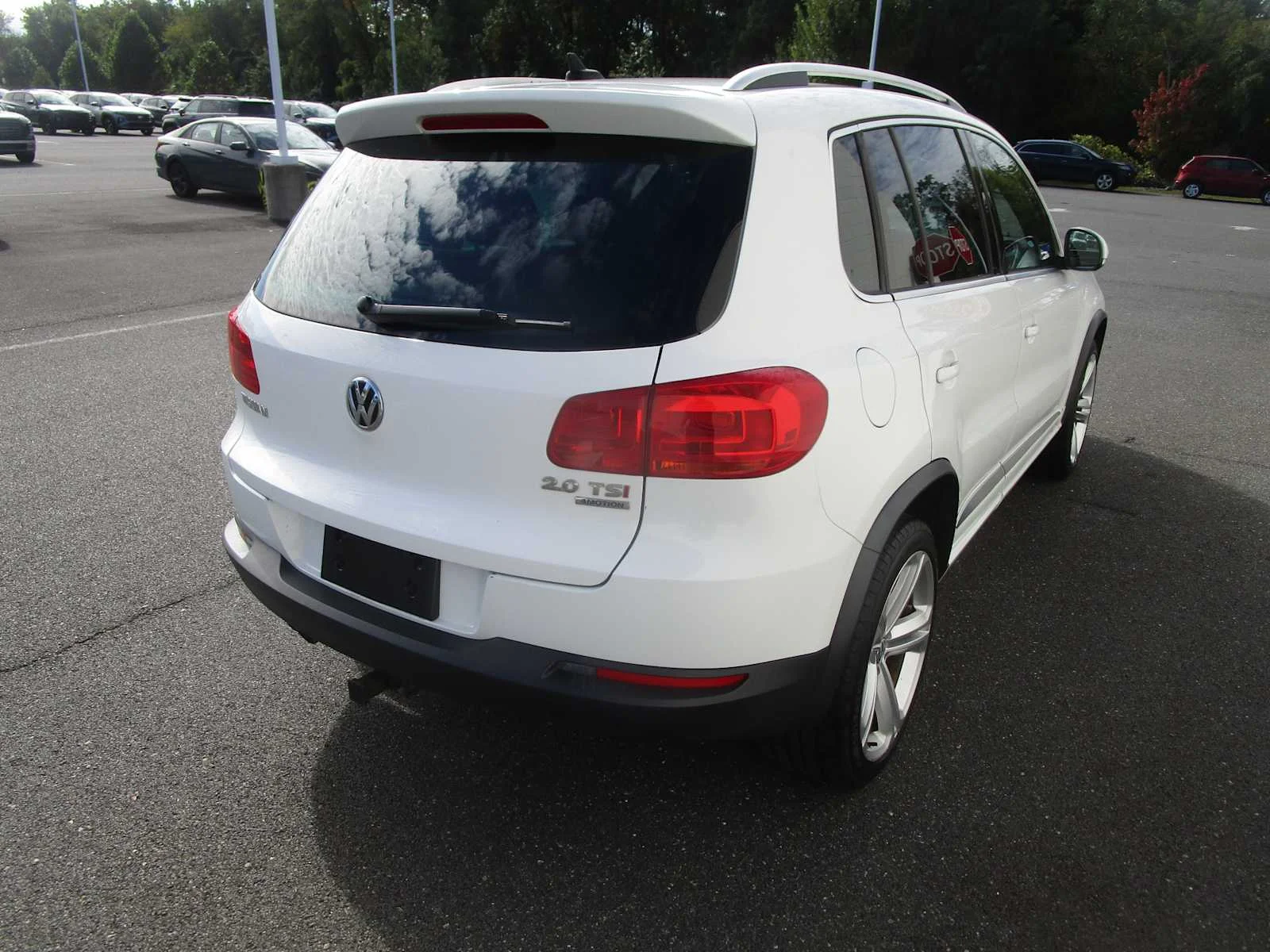 Used 2014 Pure White Volkswagen R-Line image 4