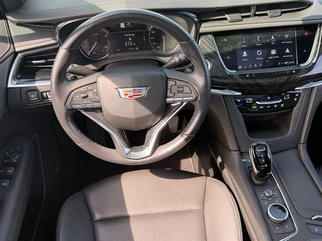 Used 2024 White Cadillac Premium Luxury image 13