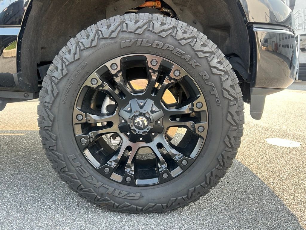 Used 2023 Black Metallic Ford XLT image 10