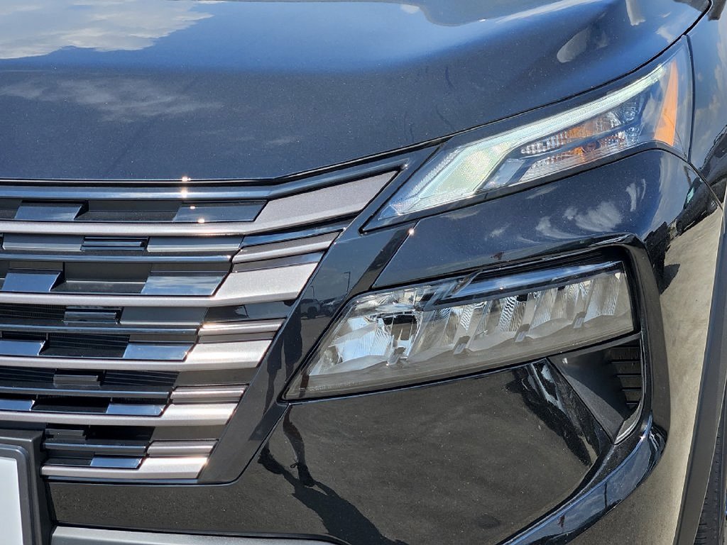 New 2026 Super Black Nissan SV image 8