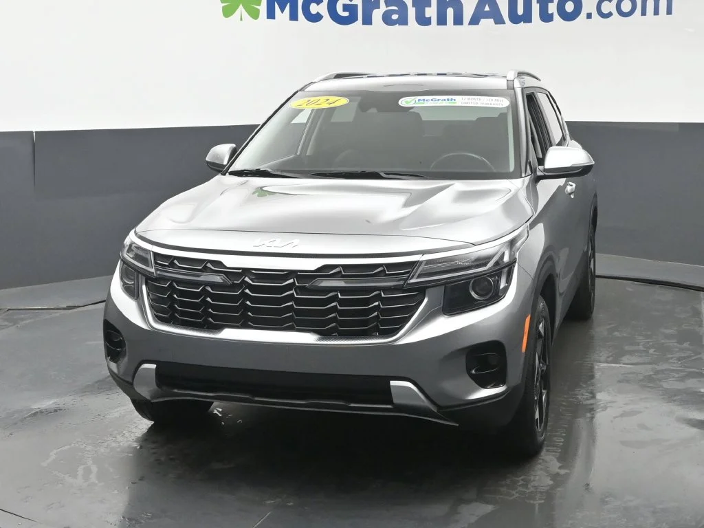 Certified Used 2024 Gray Kia EX image 22