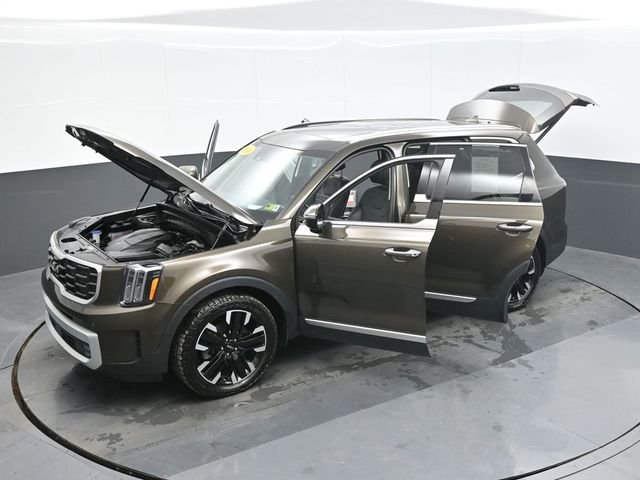 Used 2024 Green Kia SX-Prestige image 28