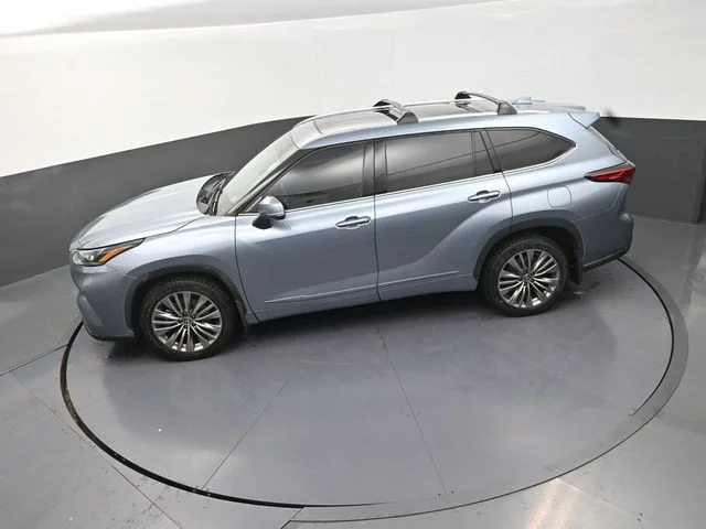 Used 2021 Blue Toyota Platinum image 26