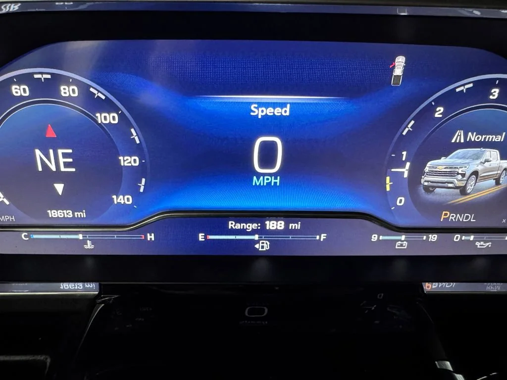 2023 Chevrolet Silverado 1500 LT - Photo 17