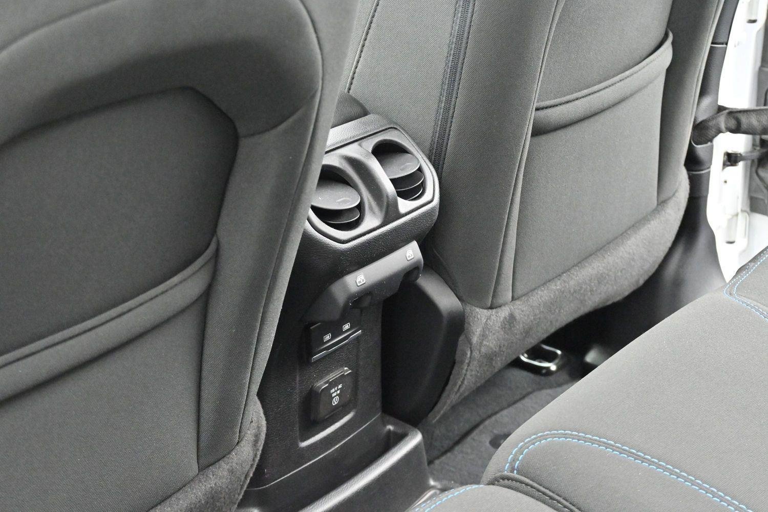 Used 2023 Bright White Clearcoat Jeep Rubicon image 30