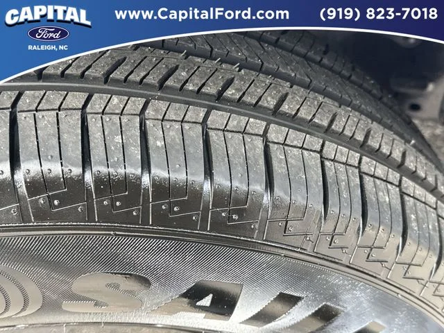 Used 2021 Silver Toyota SR5 Premium image 14