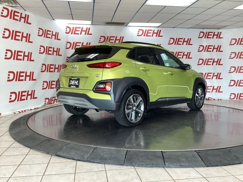 Used 2020 Green Hyundai Limited image 7