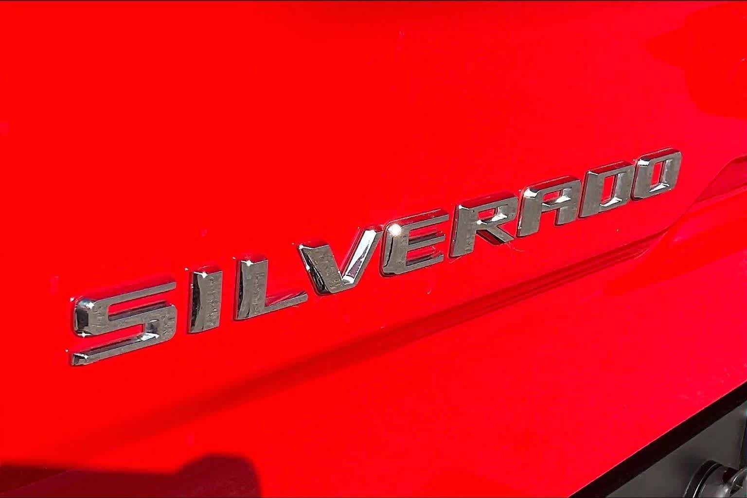 Used 2024 Red Hot Chevrolet Custom image 31