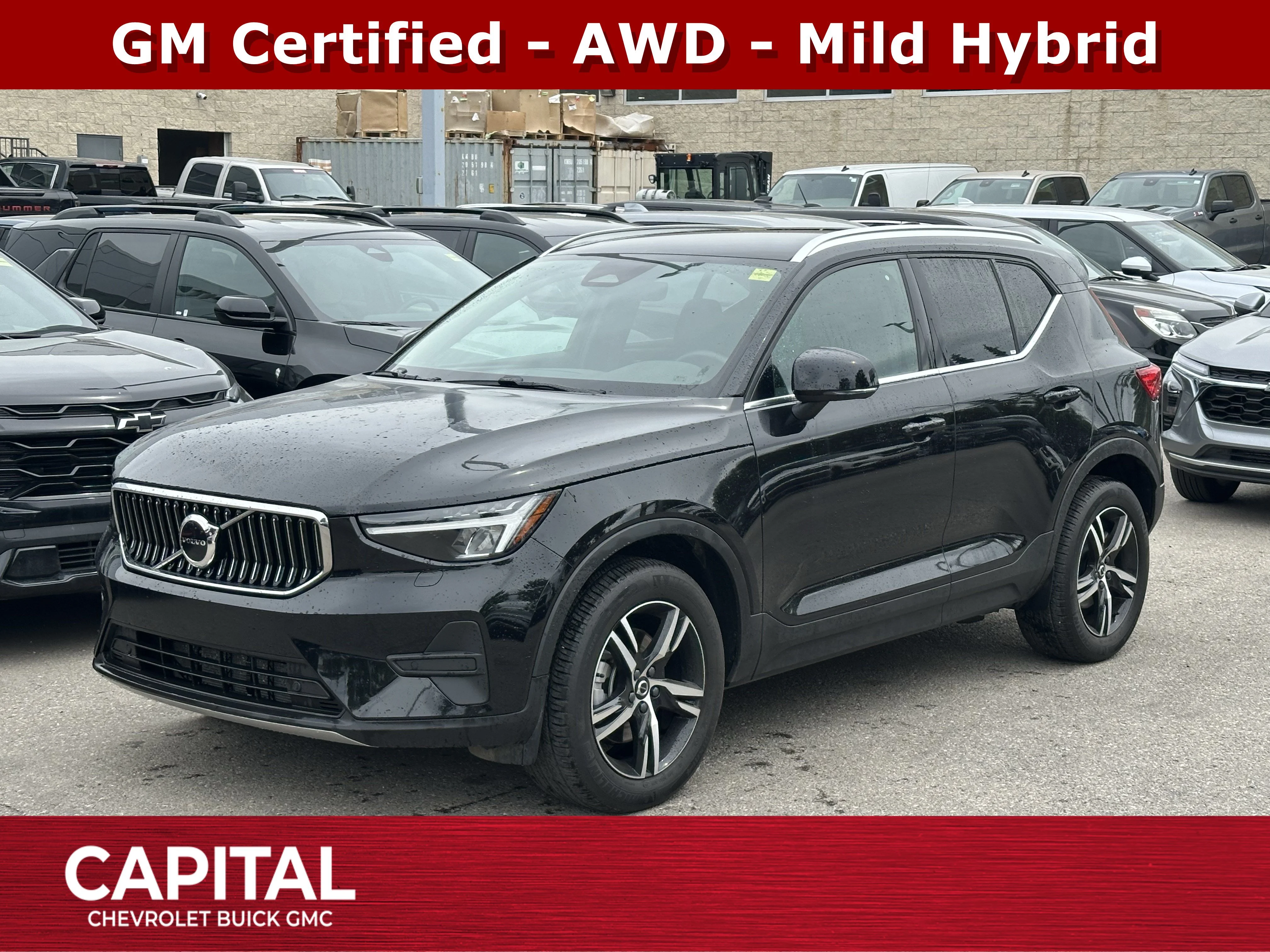 Certified Used 2025  Volvo Core Bright Theme image 1