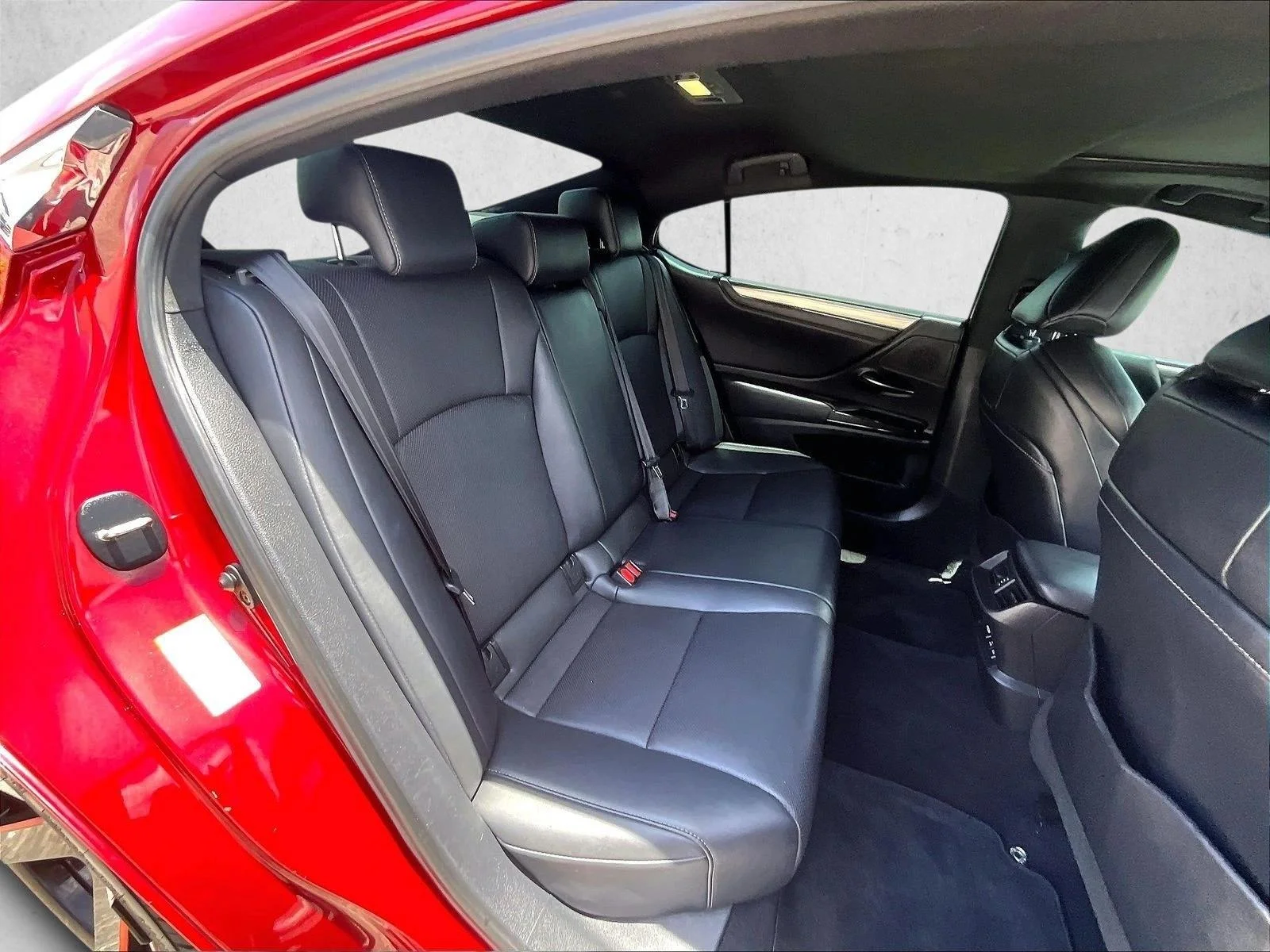 Used 2019 Red Lexus ES 350 F SPORT image 26