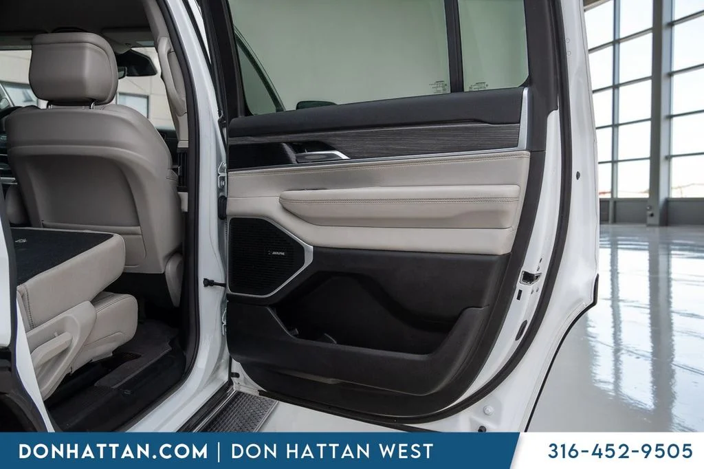 2023 Jeep Wagoneer Series III - Photo 26