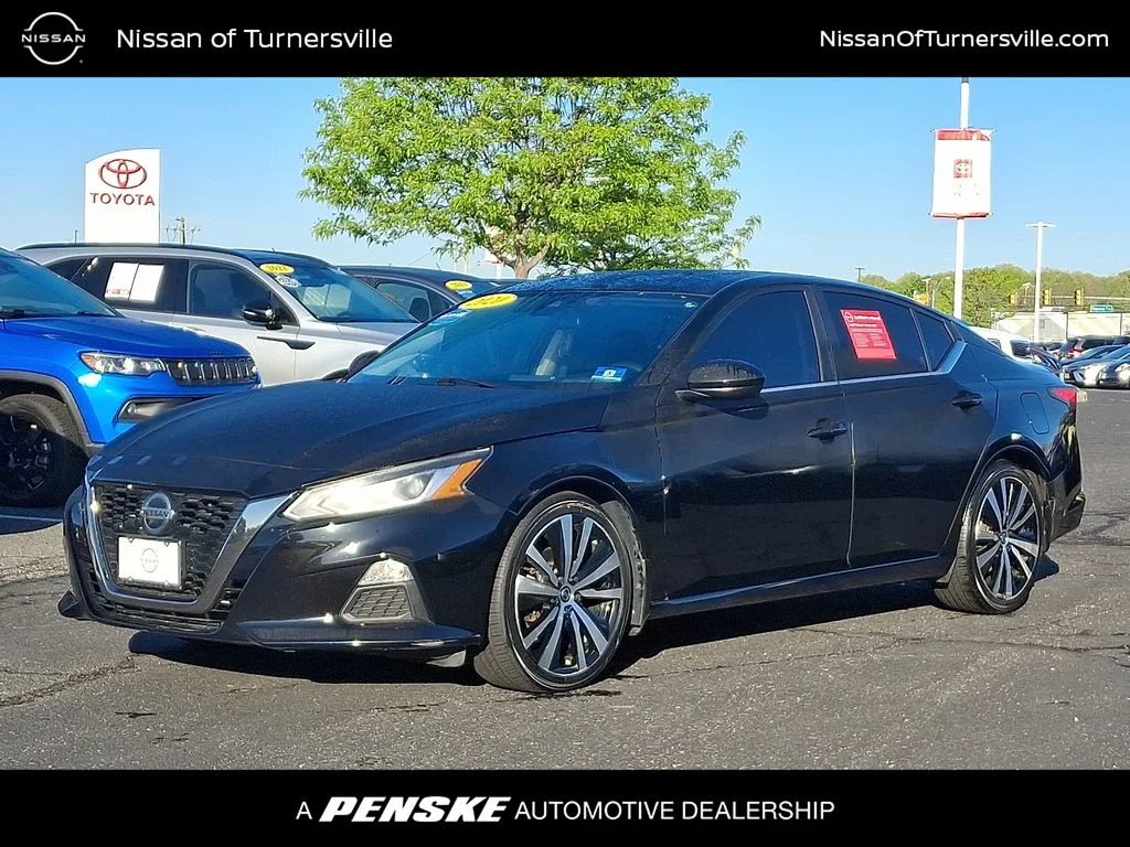2020 Nissan Altima SR