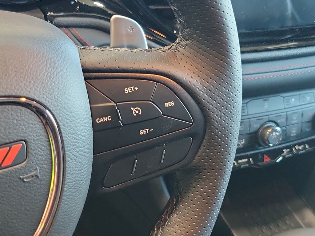 New 2026 Diamond Black Clear-Coat Exterior Paint Dodge R/T 392 BLACKTOP AWD image 26