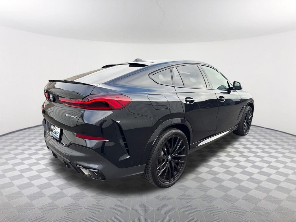 Used 2024 Black BMW xDrive40i image 4