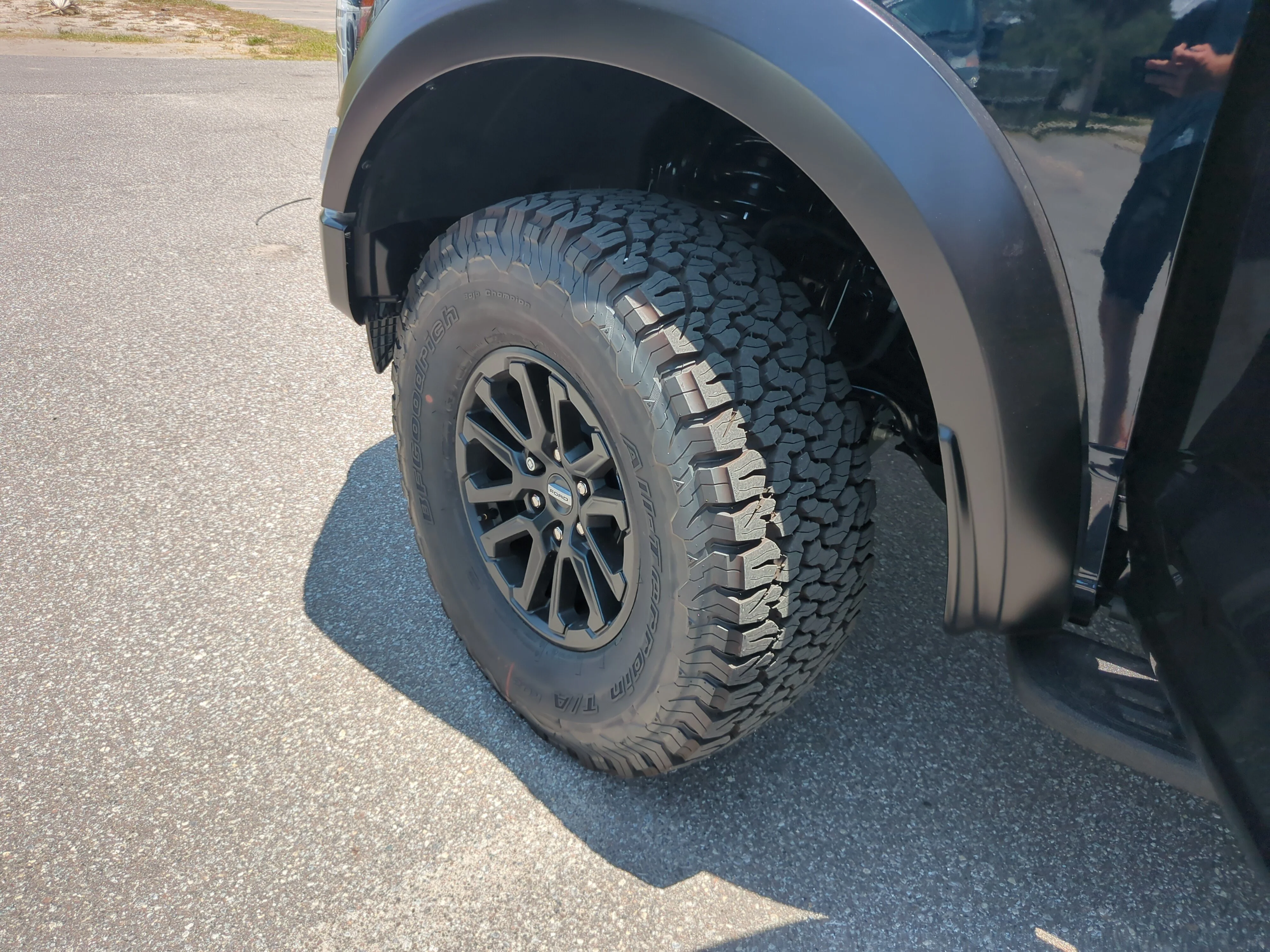 New 2026 Antimatter Blue Metallic Ford Raptor® image 36