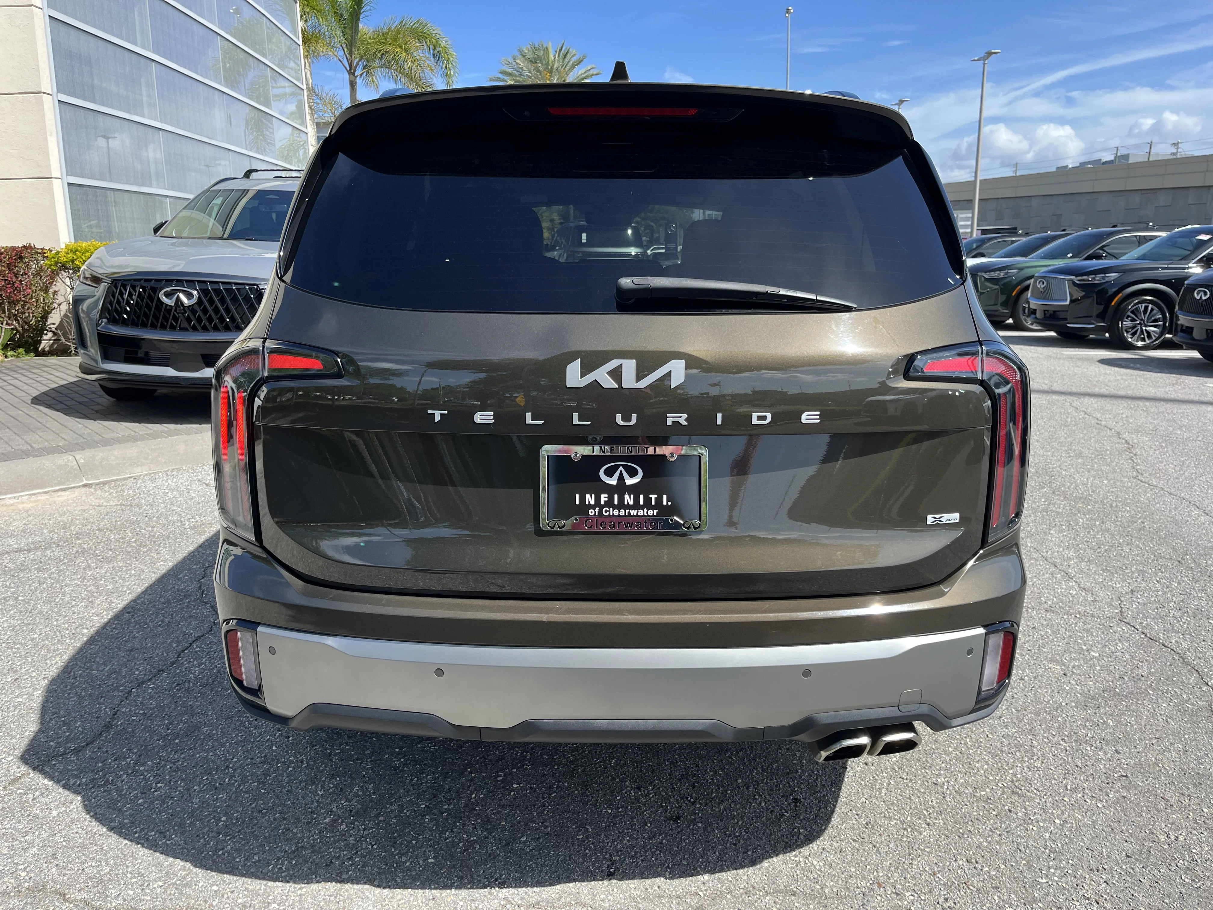 Used 2023 Dark Moss Kia SX Prestige X-Pro image 8