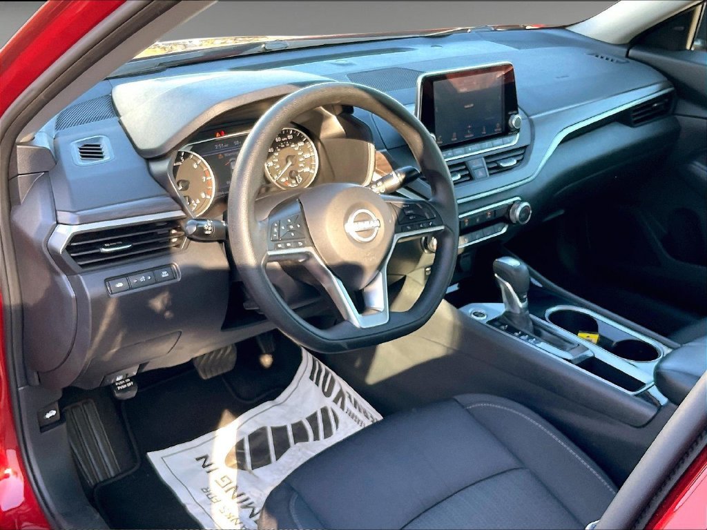 Used 2024 Scarlet Ember Nissan 2.5 SV image 8