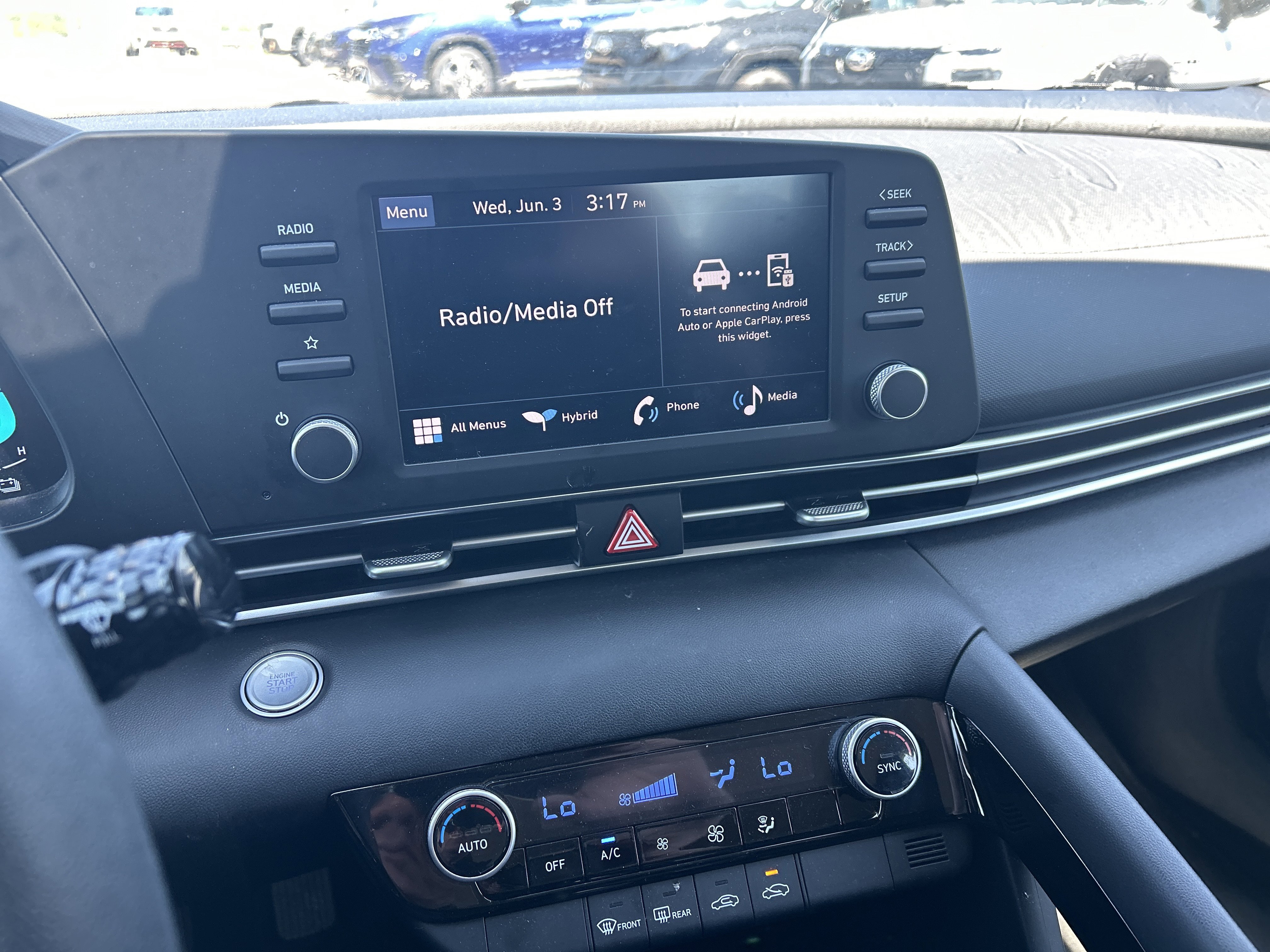 2025 Hyundai Elantra Blue - Photo 12