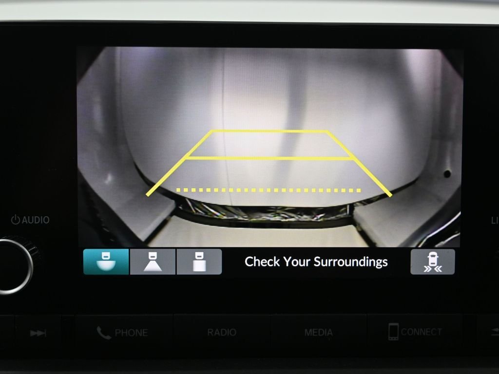 2025 Honda Accord SE - Photo 15