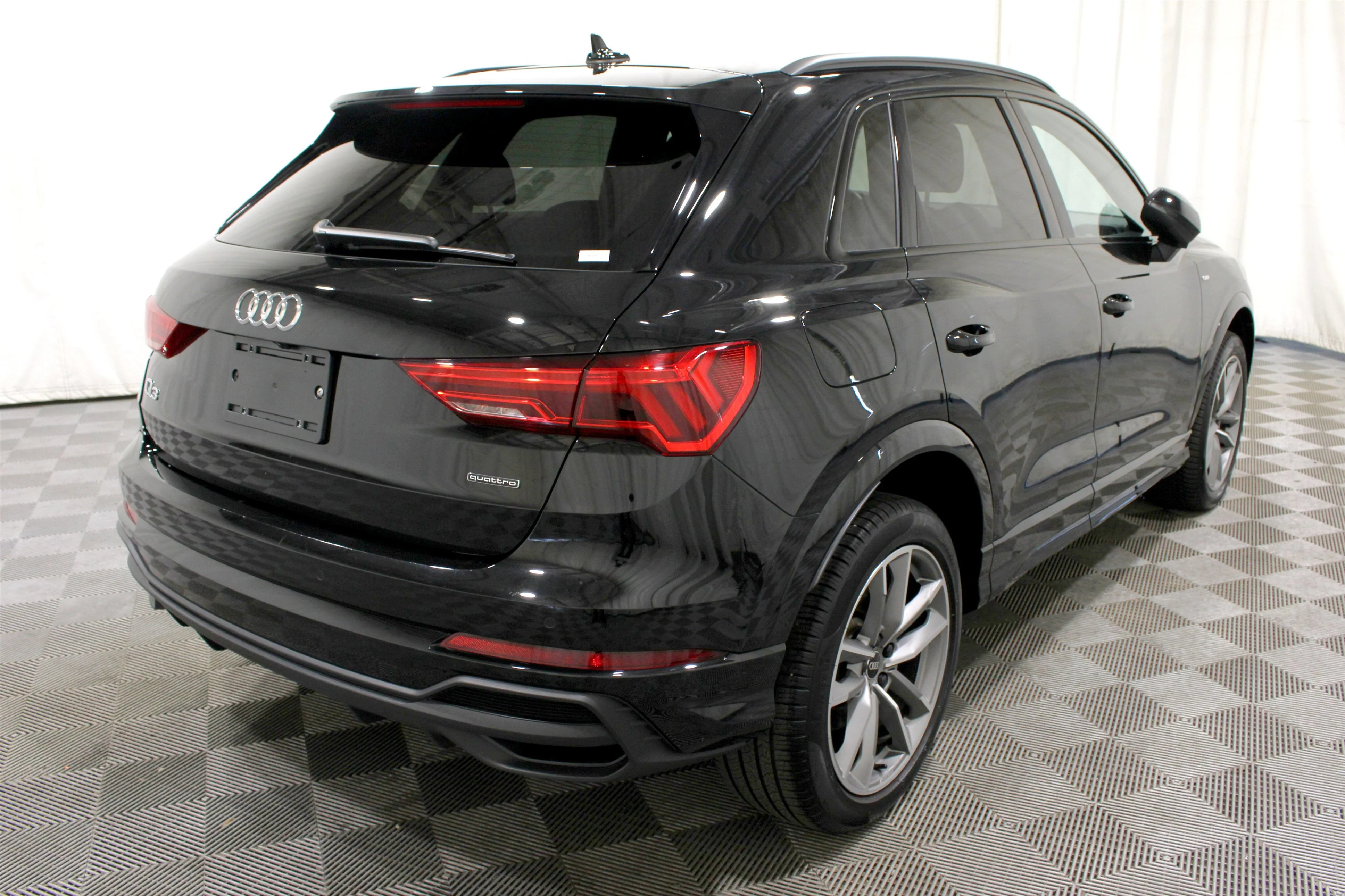 2024 Audi Q3 S Line Premium Plus - Photo 32