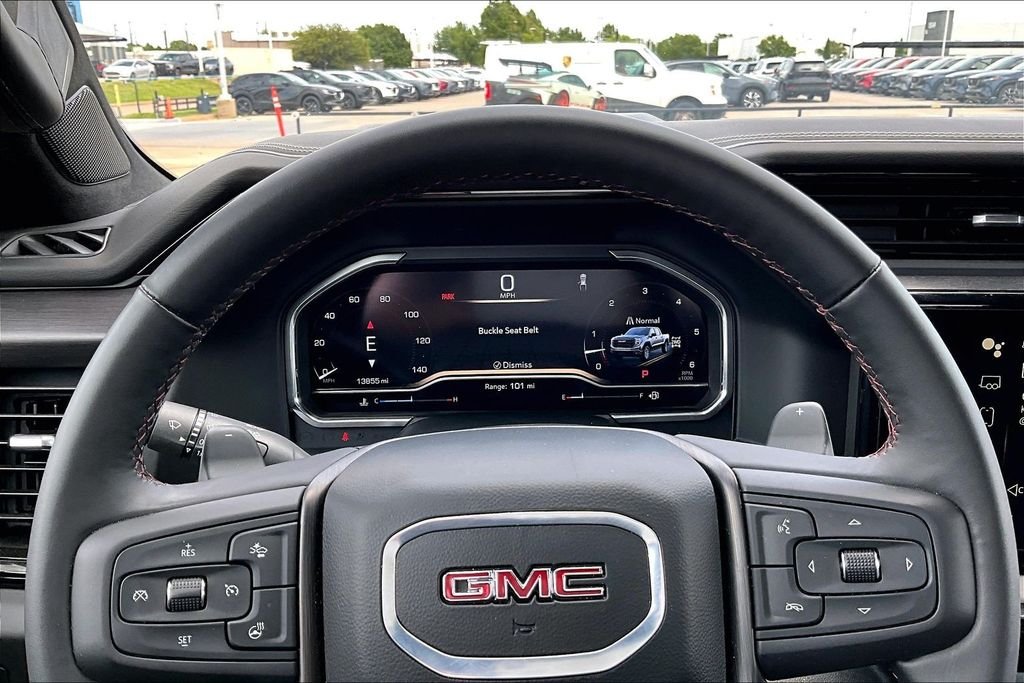 Used 2024 White GMC AT4X image 22