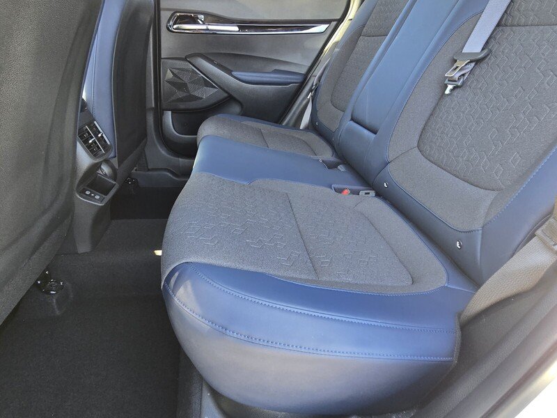 Certified Used 2025 White Kia S image 12