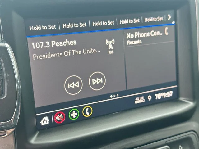 Used 2021 Summit White Chevrolet WT image 14