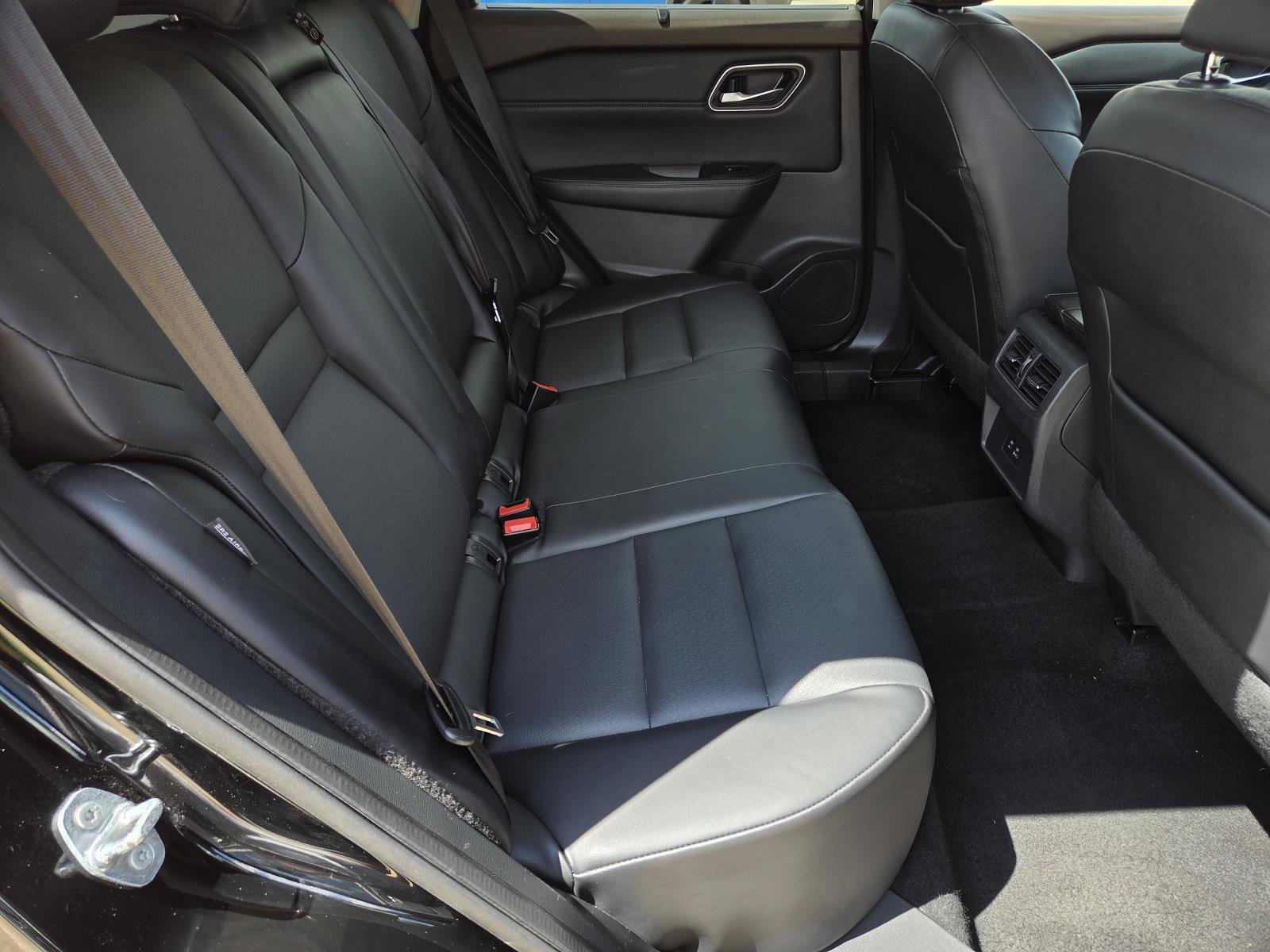Used 2021 Super Black Nissan SV image 33