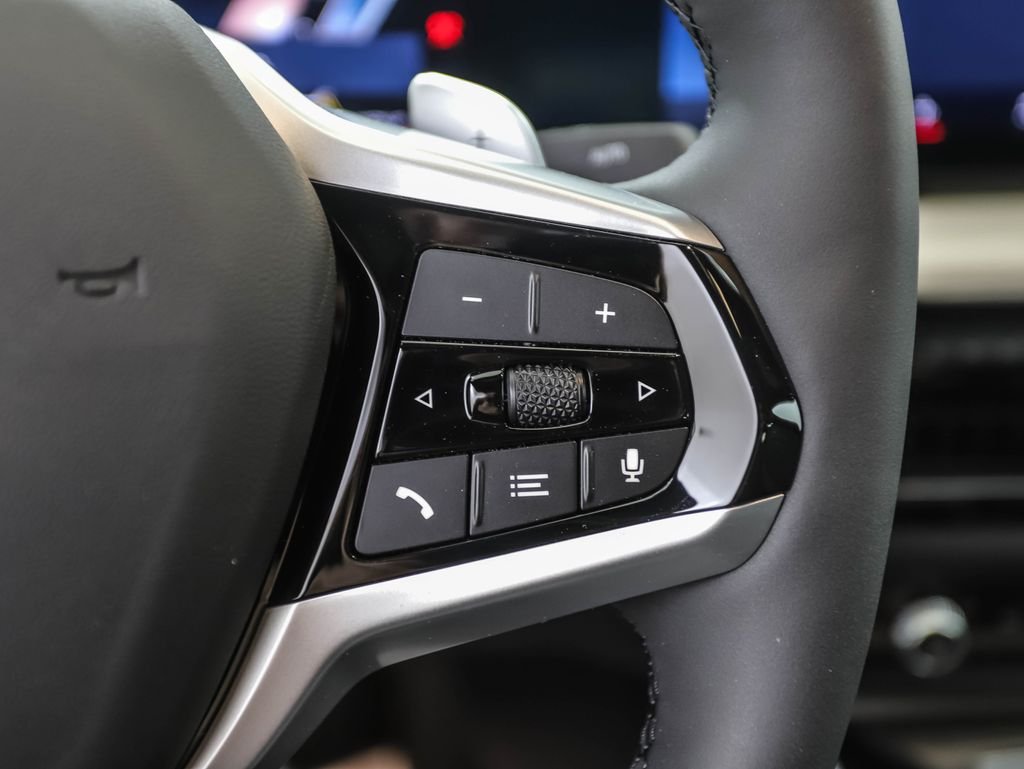 2025 BMW 3 Series 330i - Photo 10