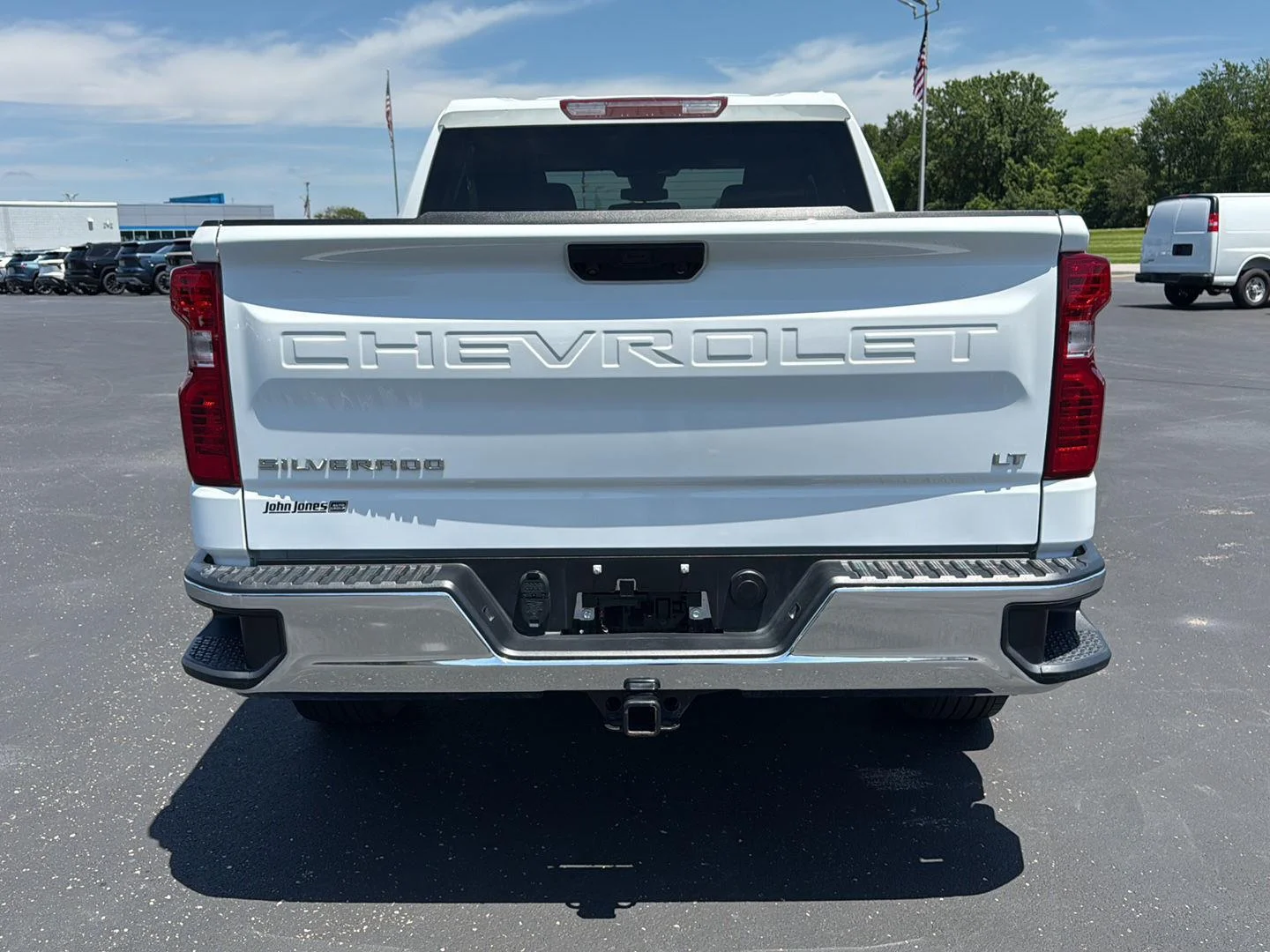 Used 2023 Summit White Chevrolet LT image 16