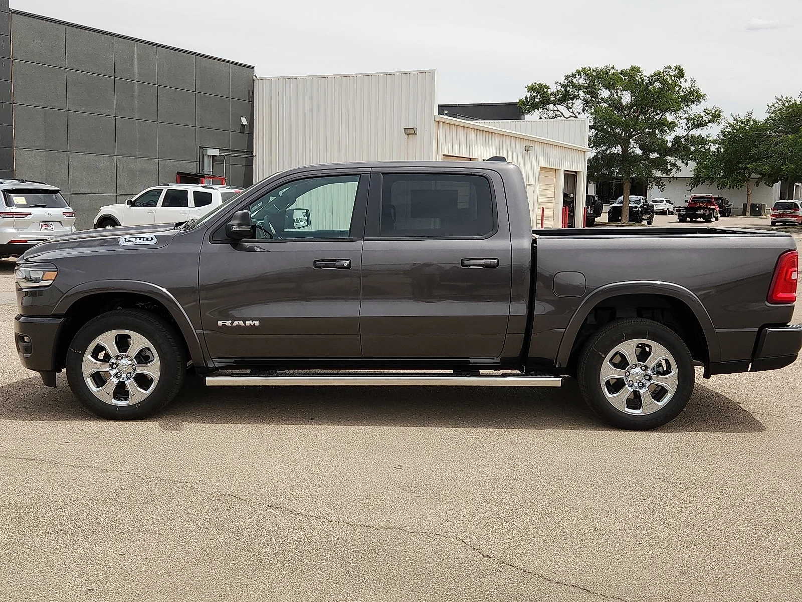 New 2026 Granite Crystal Metallic Clear-Coat  Paint Ram BIG HORN CREW CAB 4X4 5