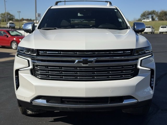 2024 Chevrolet Suburban Premier photo 2