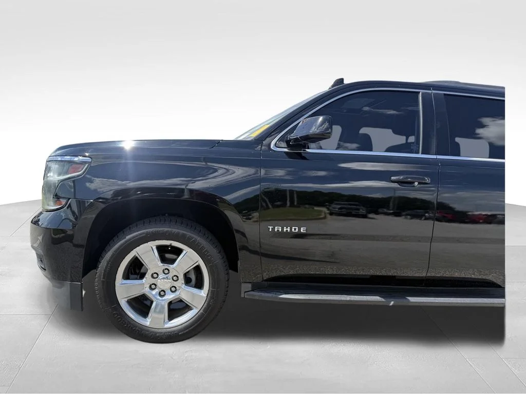 Used 2019 Black Chevrolet LT image 22