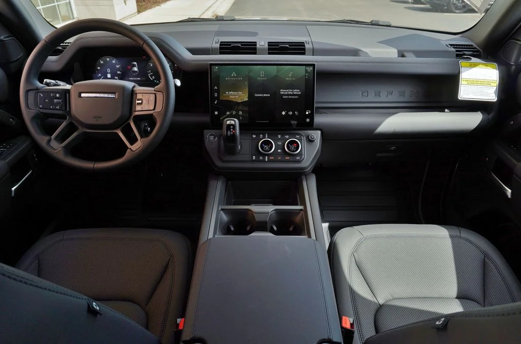 Used 2026 Gray Land Rover S image 27