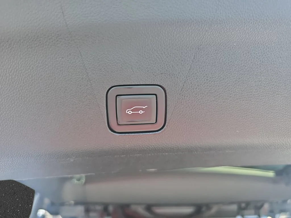 2024 Chevrolet Tahoe Premier - Photo 13
