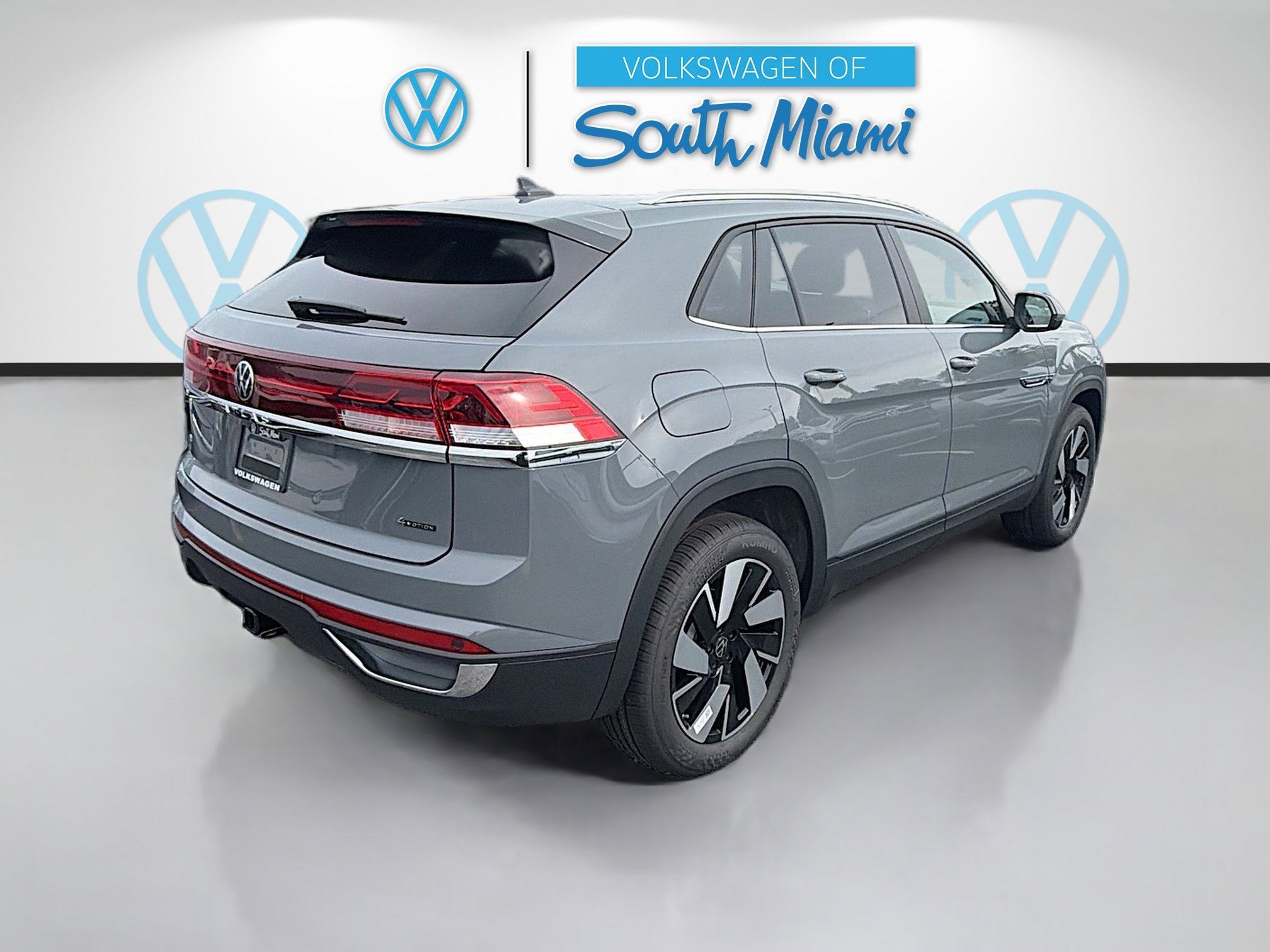 New 2026 Gray Volkswagen 2.0T SE w/Technology image 7