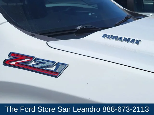 Used 2021 Summit White Chevrolet RST image 3